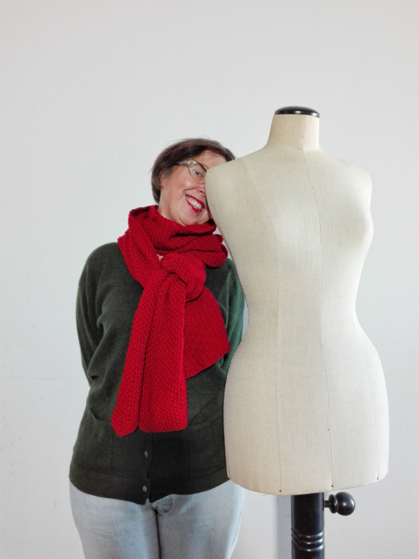 Il racconto del mese: la sciarpa rossa di Irene Lega